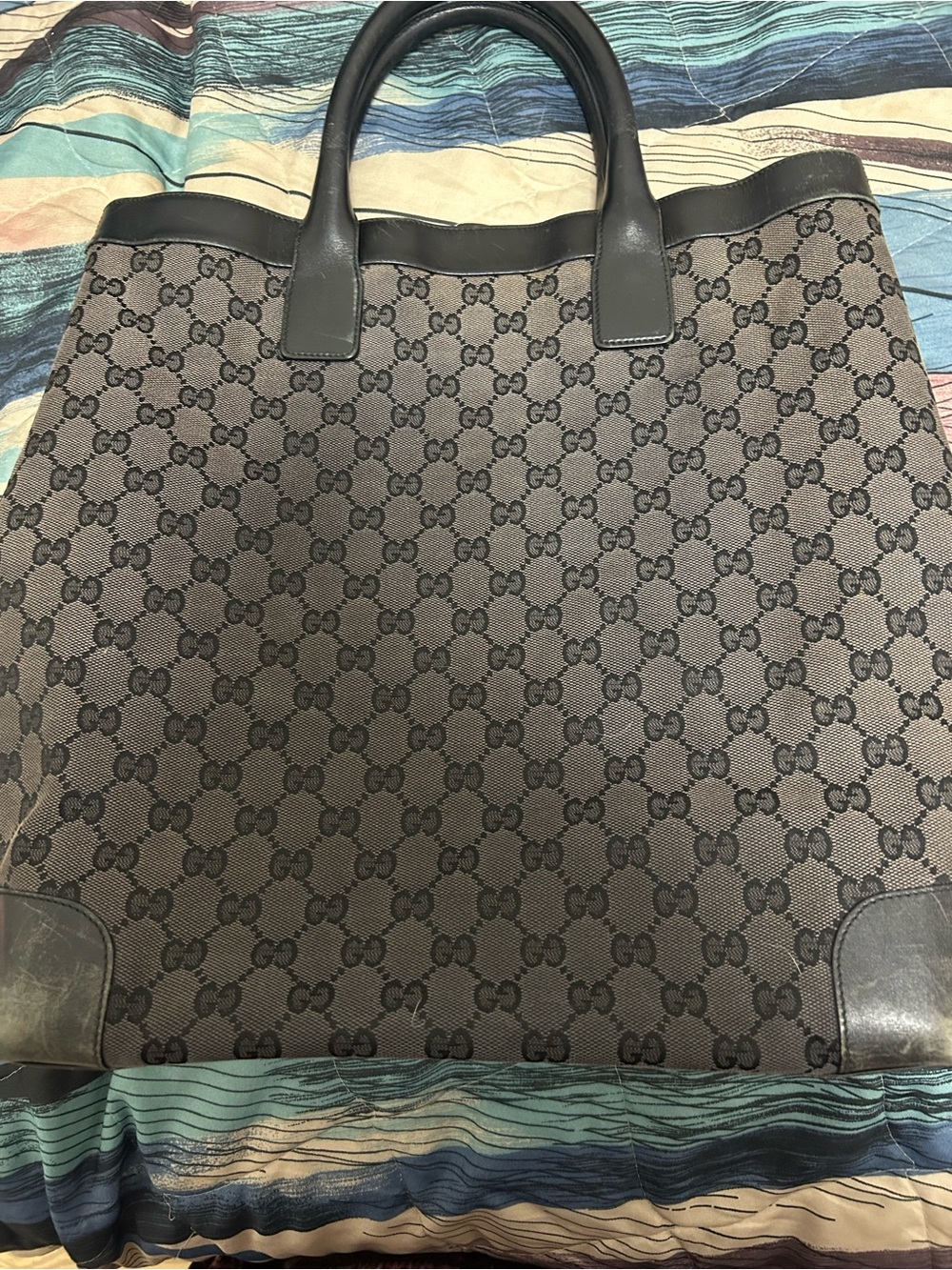 Authentic Gucci GG Supreme Monogram tote